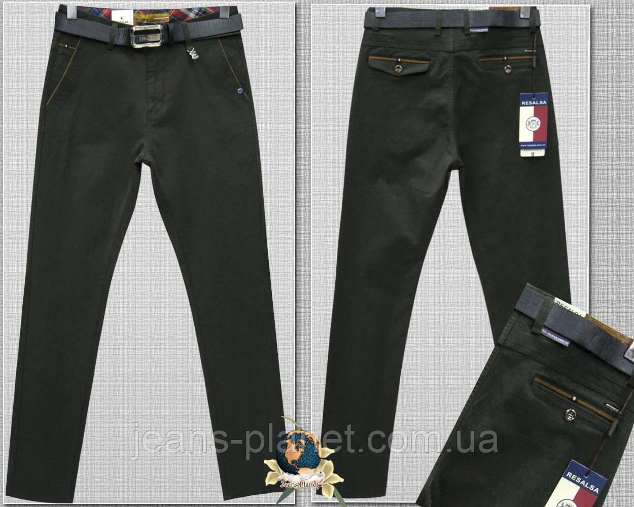 Джинси-брюки завужені кольору темний хакі з ременем 29 розмір