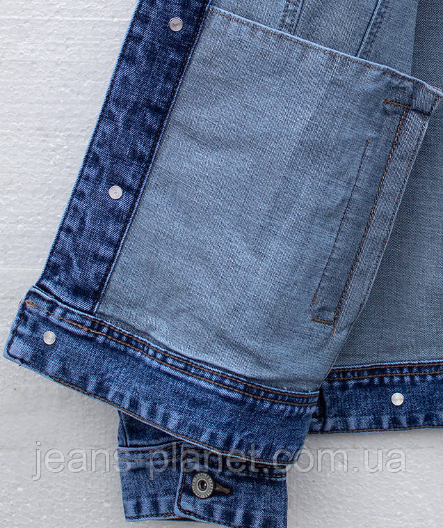 Чоловіча класична джинсова куртка блакитного кольору PAGALEE — изображение 4